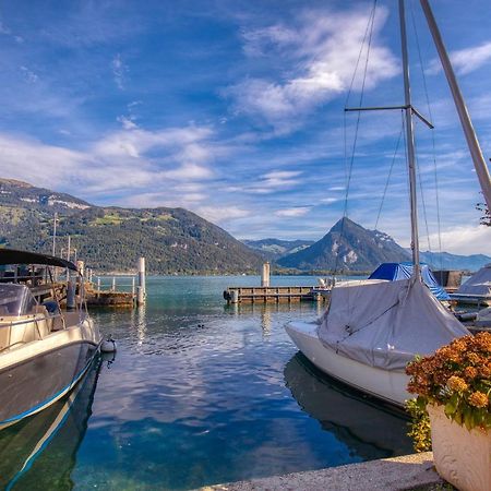 Strandhuesli Directly On Lake Thun Darligen ภายนอก รูปภาพ